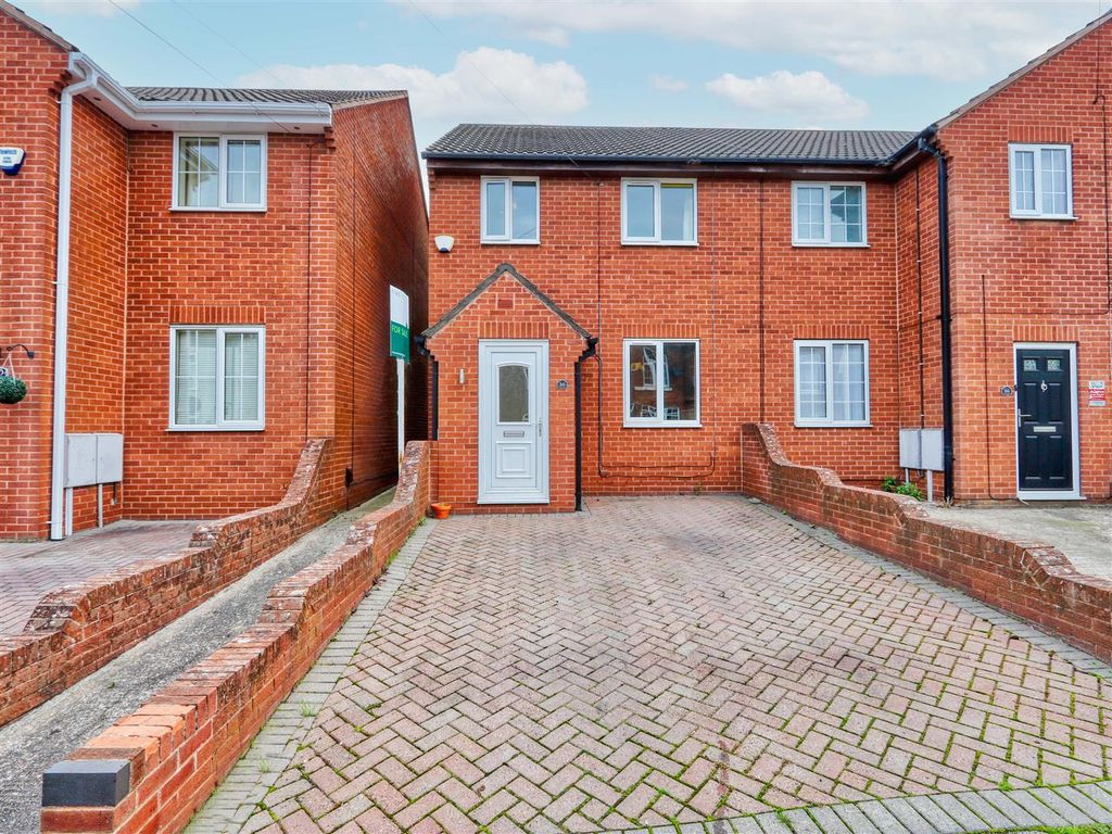 3 bed end terrace house for sale in Coronation Road, Brimington