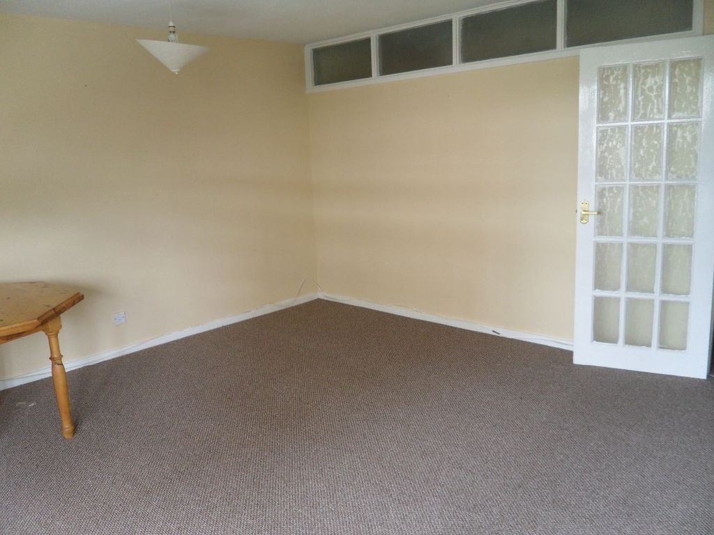 3 bed to rent in Mallard House, Duddeston Manor, Nechells B7