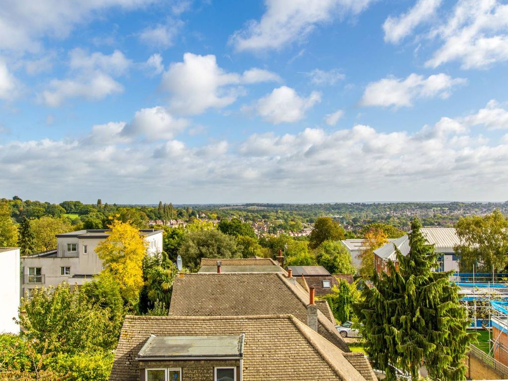 2 bed flat to rent in High Street, High EN5 Zoopla