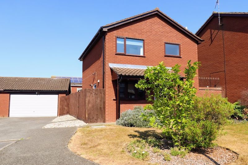 3 bed detached house for sale in Bay Tree Close, Newton Longville