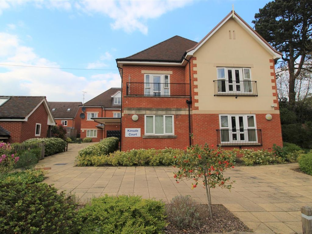 2 bed flat to rent in Highfields Park Drive, Allestree, Derby DE22 Zoopla