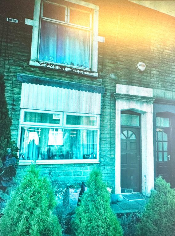 3 bed terraced house to rent in Station Road, Blackrod BL6, £725 pcm