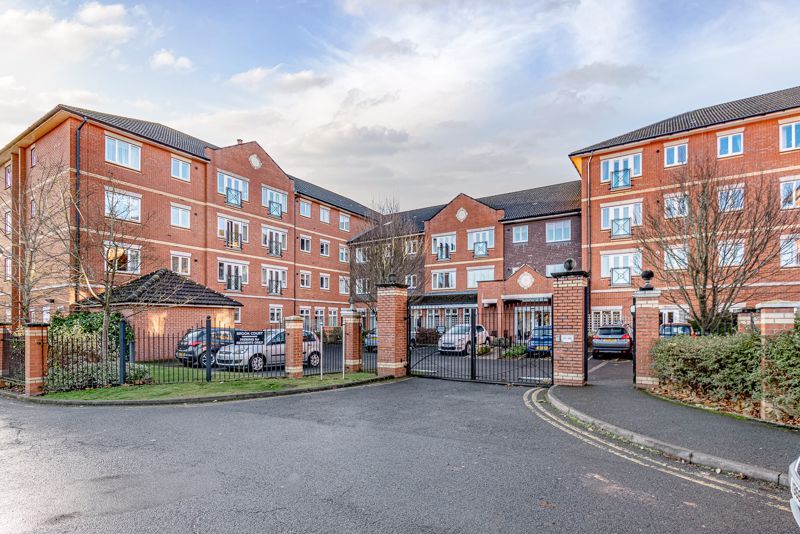 1 bed flat for sale in Brook Court, Burcot Lane, Bromsgrove B60 Zoopla
