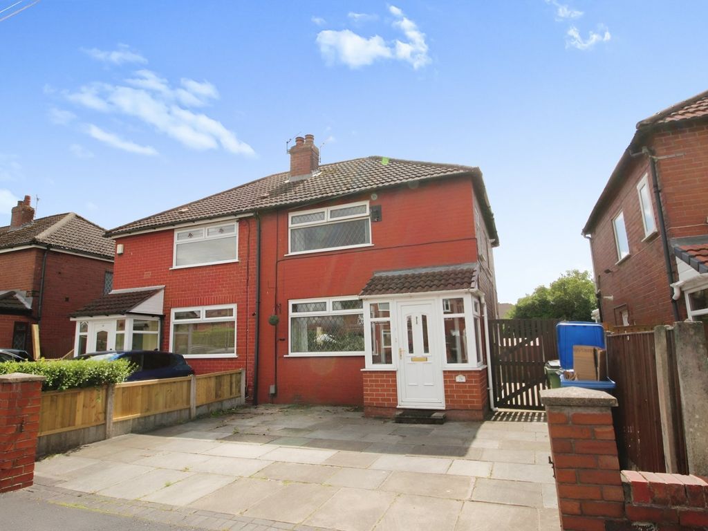 2 bed semidetached house to rent in Finsbury Road, Reddish, Stockport