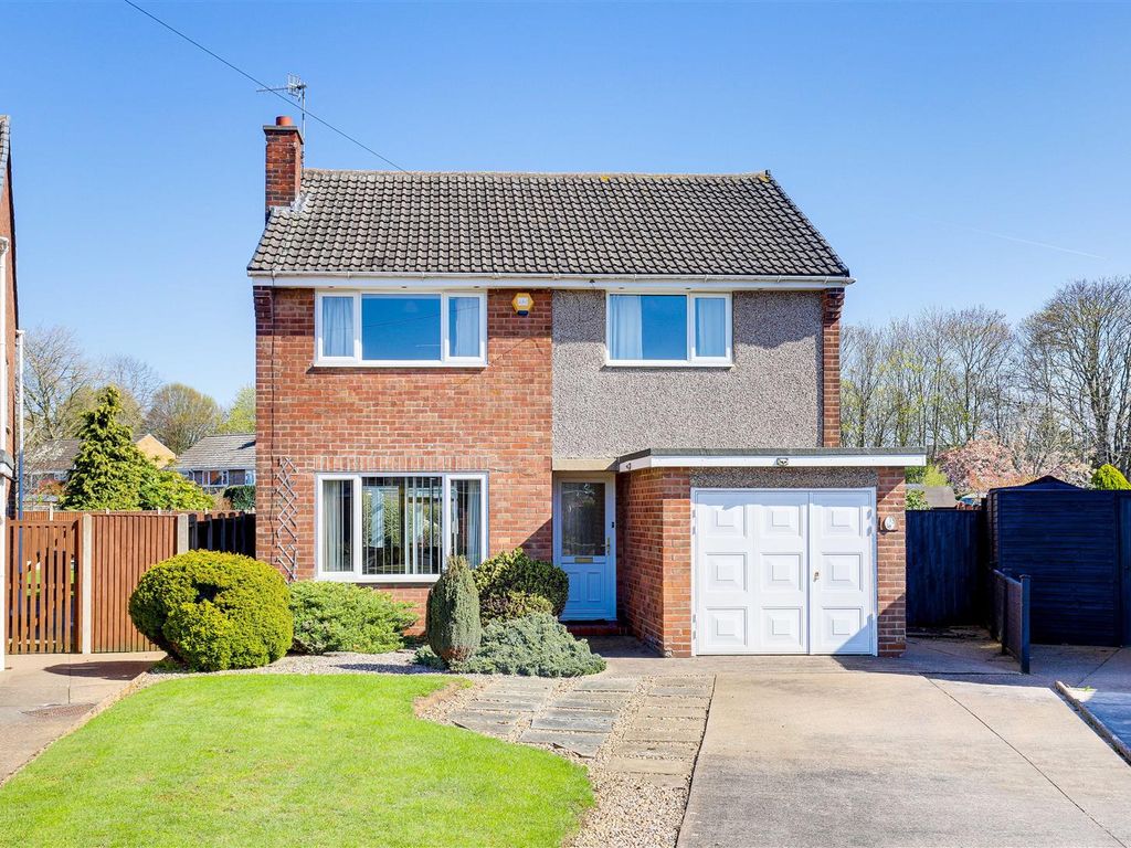 4 bed detached house for sale in The Hollows, Wilford, Nottinghamshire