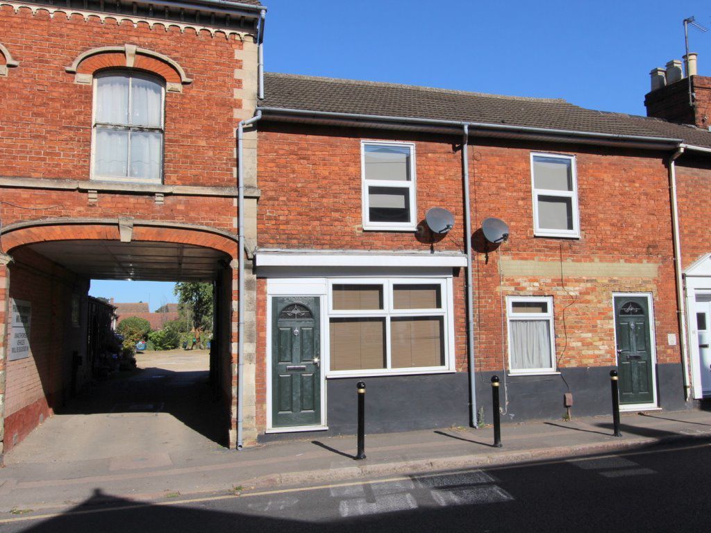2 bed property to rent in Hockliffe Street, Leighton Buzzard LU7 Zoopla