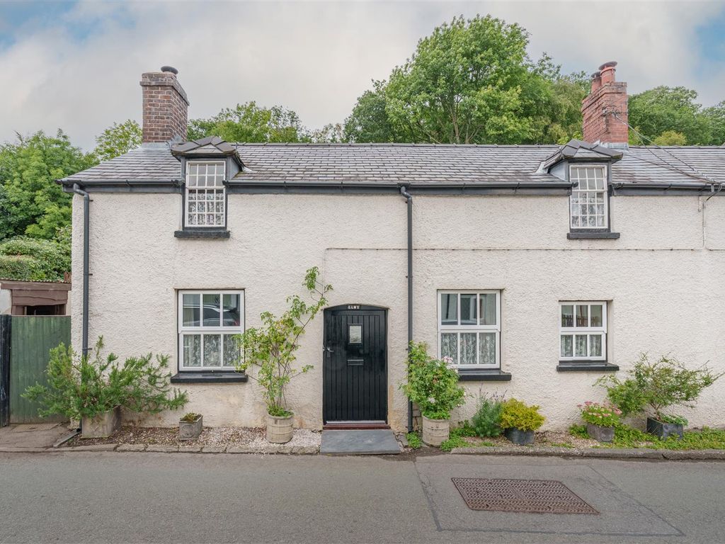 3 bed semidetached house for sale in Llangernyw, Abergele LL22, £