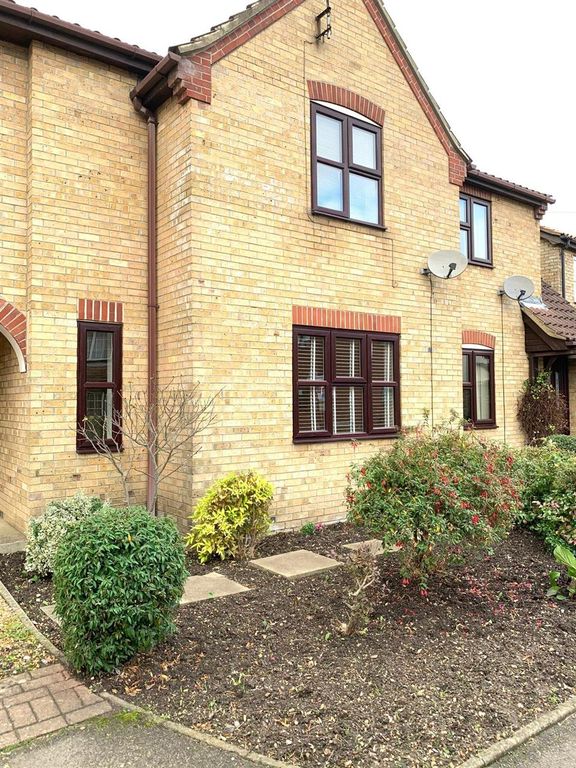 2 bed terraced house to rent in Coach Mews, Somersham, Huntingdon PE28