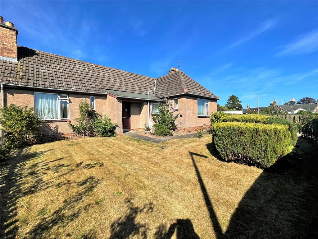 3 bed semidetached bungalow for sale in 9, Lucklaw Road, Balmullo KY16