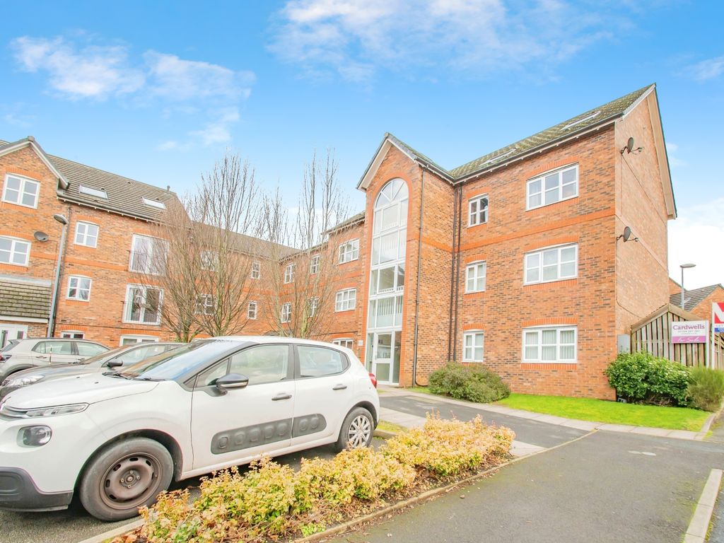 2 bed flat for sale in Barton Street, Bolton, Lancashire BL4, £100,000 Zoopla