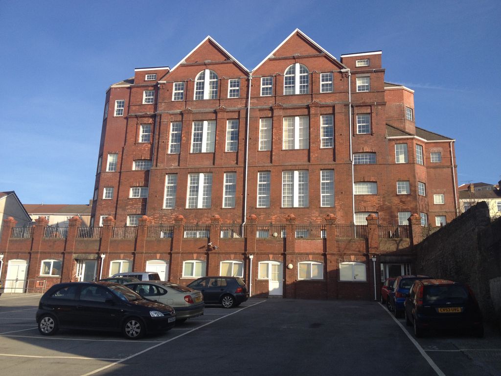 1 bed flat to rent in St. Thomas, Swansea SA1, £725 pcm Zoopla