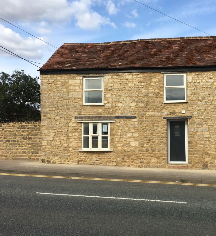 2 bed semidetached house for sale in Wharf Lane, Old Stratford, Milton