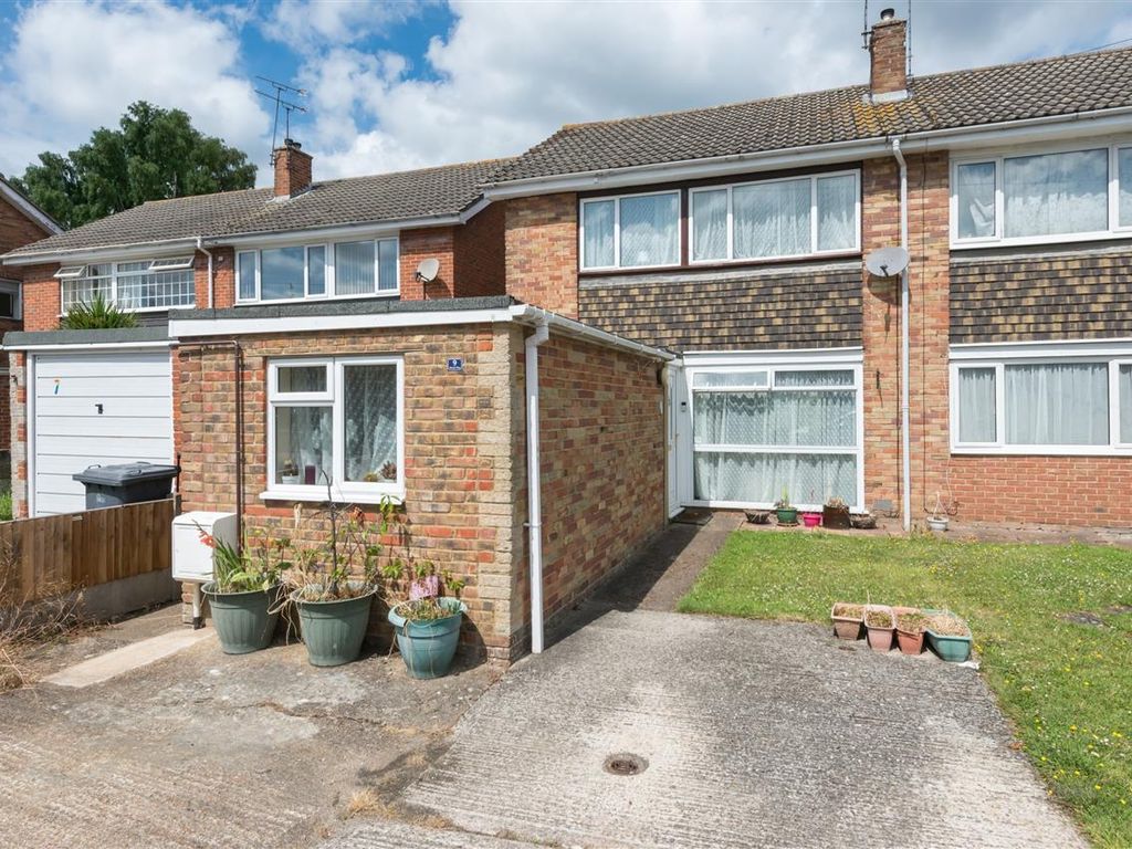 4 bed semidetached house for sale in Mead Way, Canterbury CT2 Zoopla