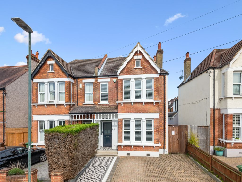 5 bed semidetached house for sale in Onslow Gardens, Wallington SM6