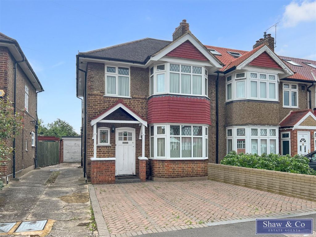 3 bed property for sale in Shirley Drive, Hounslow TW3, £605,000 Zoopla