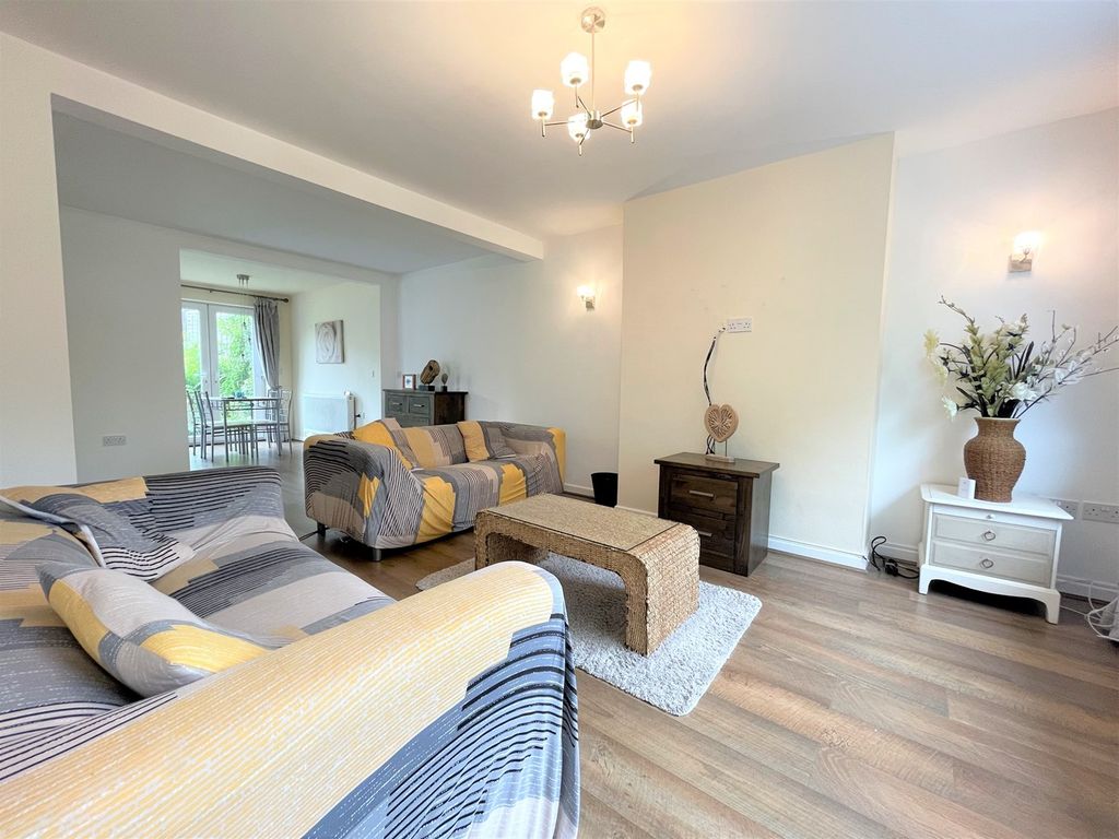 3 bed semidetached house to rent in Sketty Park Drive, Sketty, Swansea SA2 Zoopla