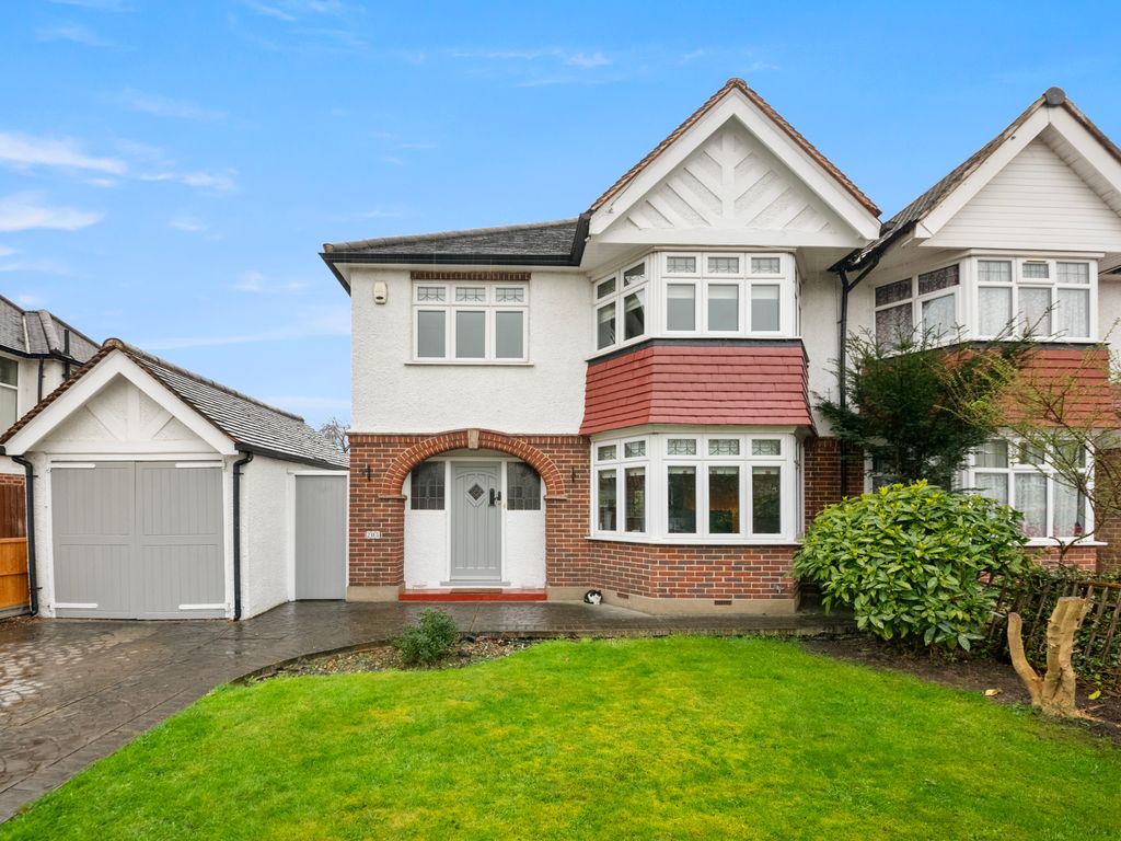 3 bed semidetached house for sale in Percy Road, Whitton, Twickenham