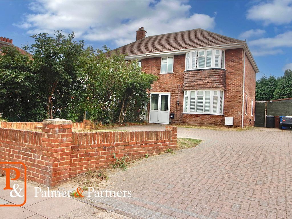3 bed semidetached house for sale in Felixstowe Road, Ipswich, Suffolk