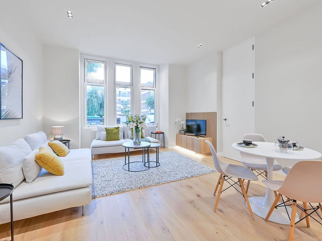 New home, 1 bed flat for sale in Gordon Road, West Ealing W13, £599,950