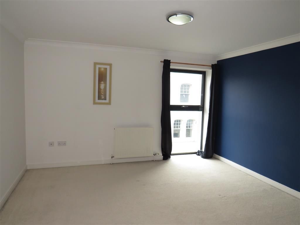 2 bed flat to rent in Vauxhall Street, Plymouth PL4 Zoopla