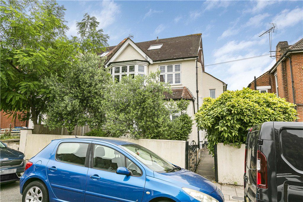 2 bed flat for sale in Westwell Road, London SW16, £310,000 Zoopla