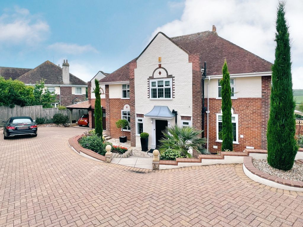 4 bed detached house for sale in Douglas Avenue, Exmouth EX8 Zoopla