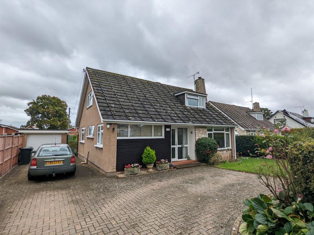 4 bed detached house for sale in Kings Acre Road, Hereford HR4 Zoopla