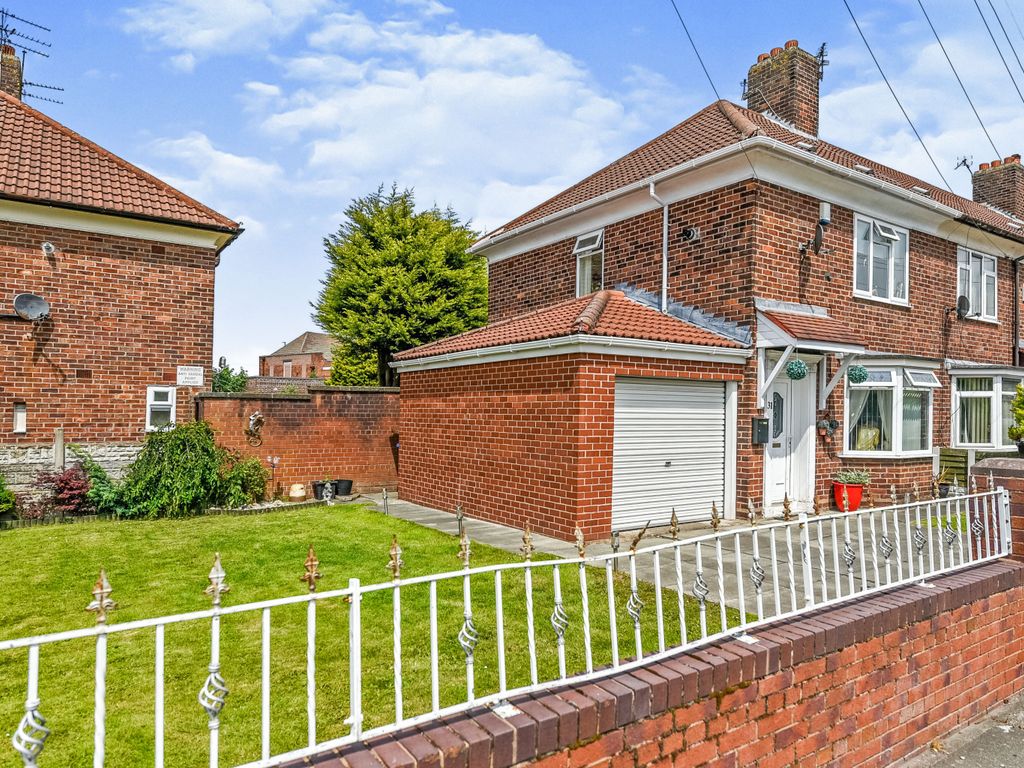 3 bed semidetached house for sale in Huyton House Road, Liverpool L36