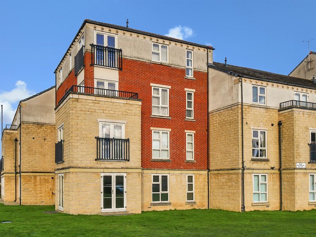2 bed flat for sale in Silver Cross Way, Guiseley, Leeds LS20 Zoopla