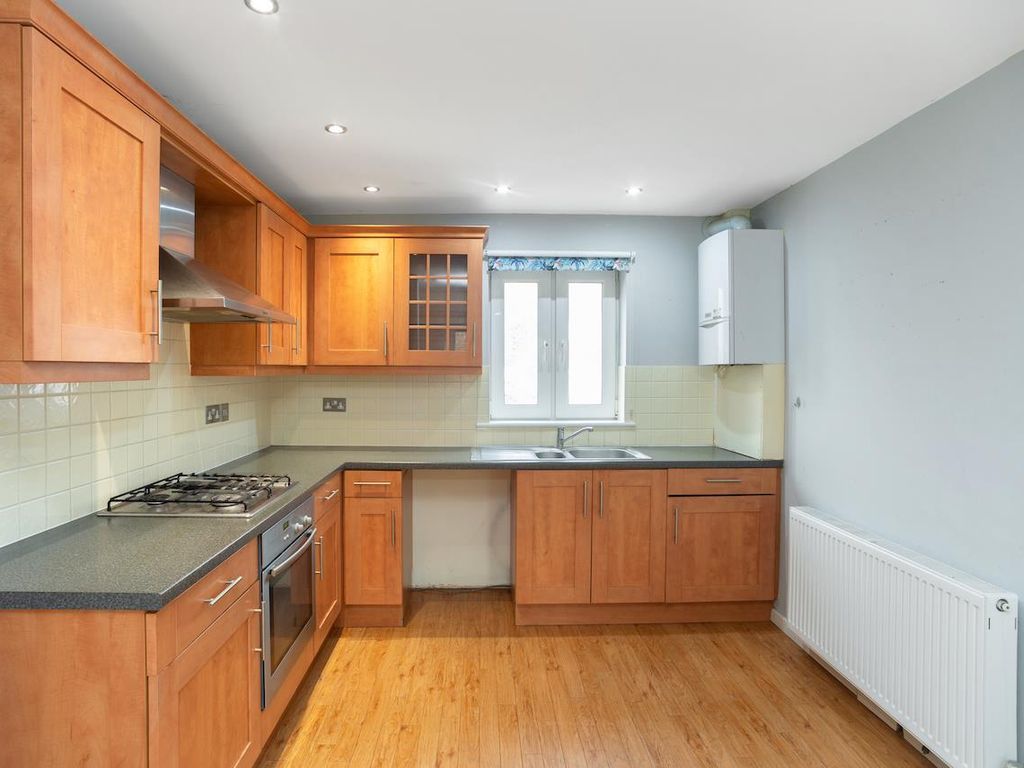 3 bed terraced house for sale in Clarke Road, Abington, Northampton NN1