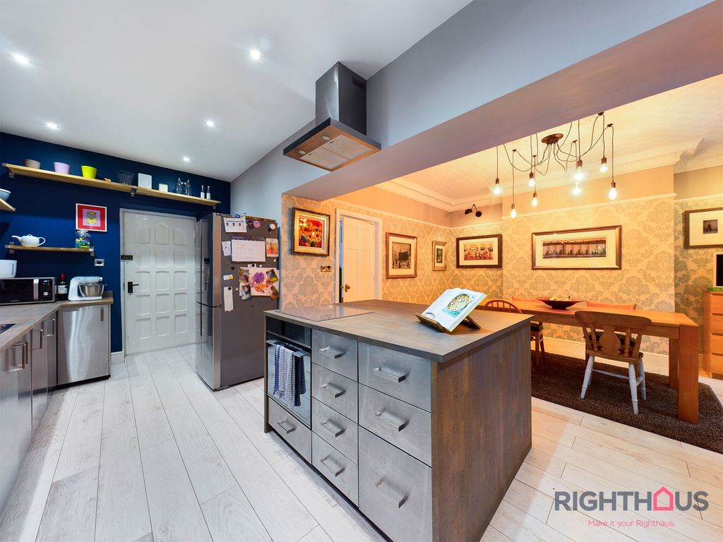 4 bed detached house for sale in Parkside Road, West Bowling BD5 Zoopla