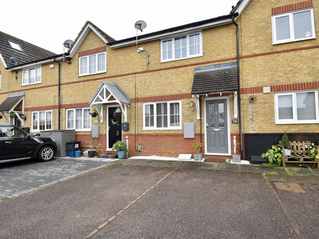 2 bed terraced house for sale in Wansbeck Close, Stevenage SG1 Zoopla