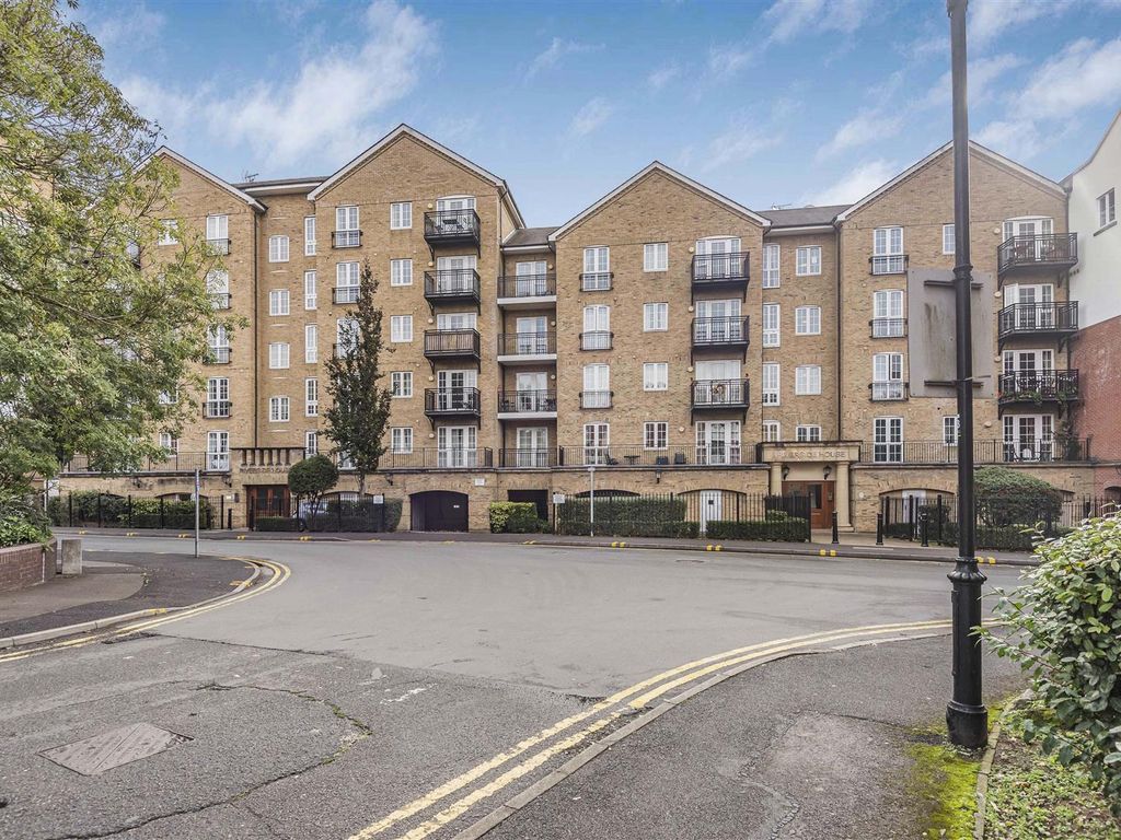 2 bed flat for sale in Riverside House, Fobney Street, Reading RG1 Zoopla