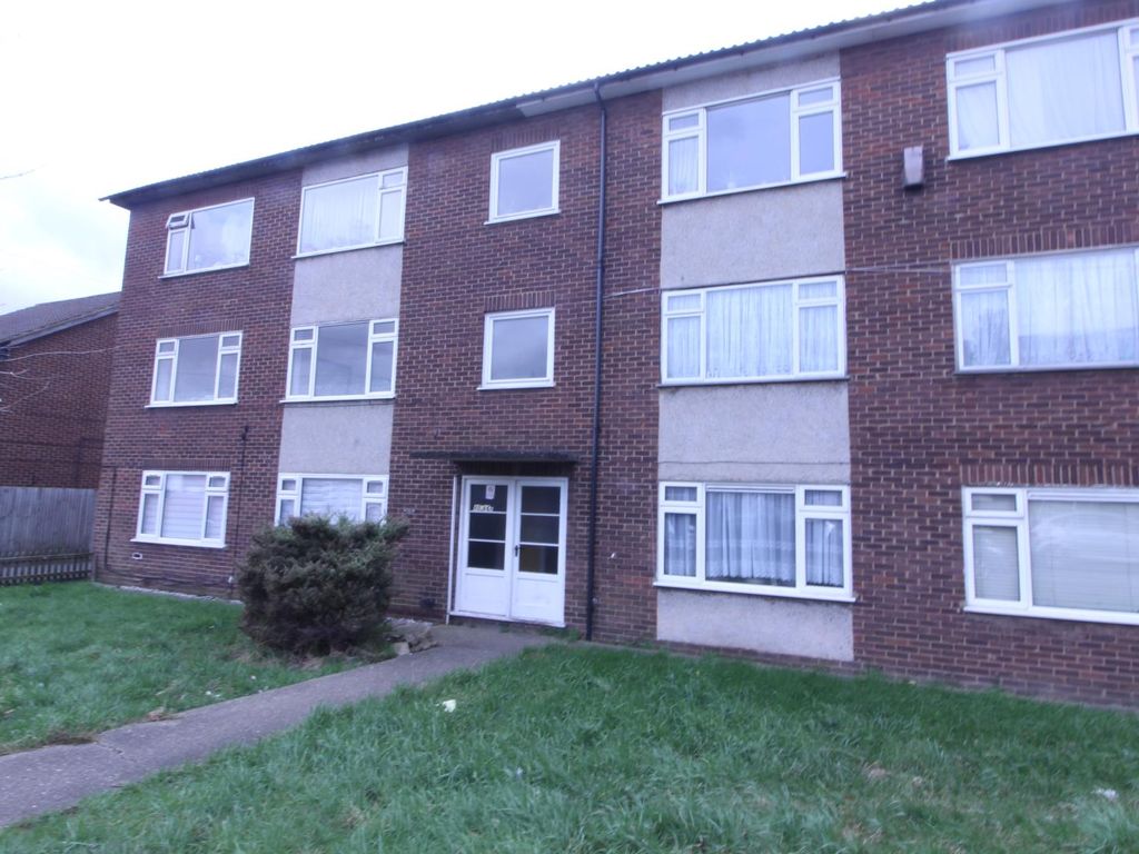 2 bed flat to rent in Cadmore Lane, Cheshunt, Waltham Cross EN8 Zoopla