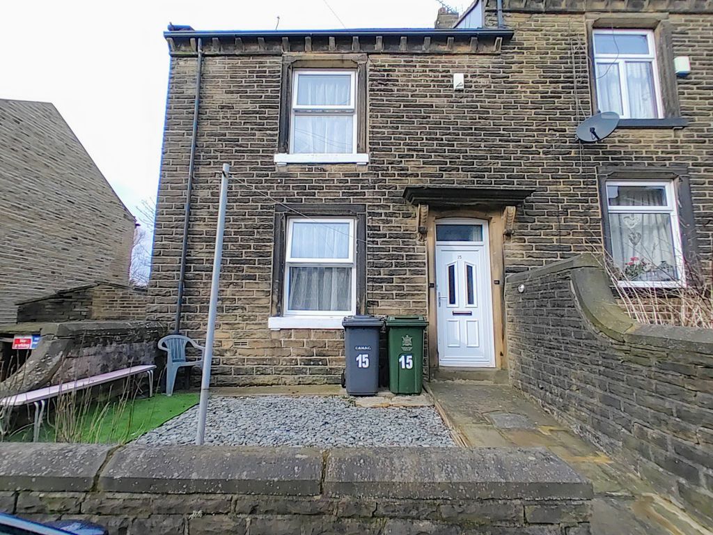 1 bed end terrace house for sale in Albert Street, Thornton, Bradford