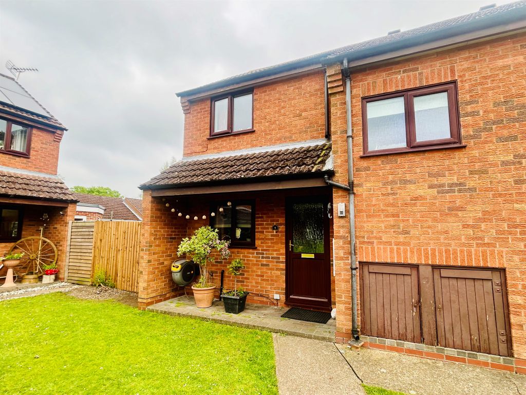 3 bed semidetached house for sale in Albany Road, Woodhall Spa LN10, £