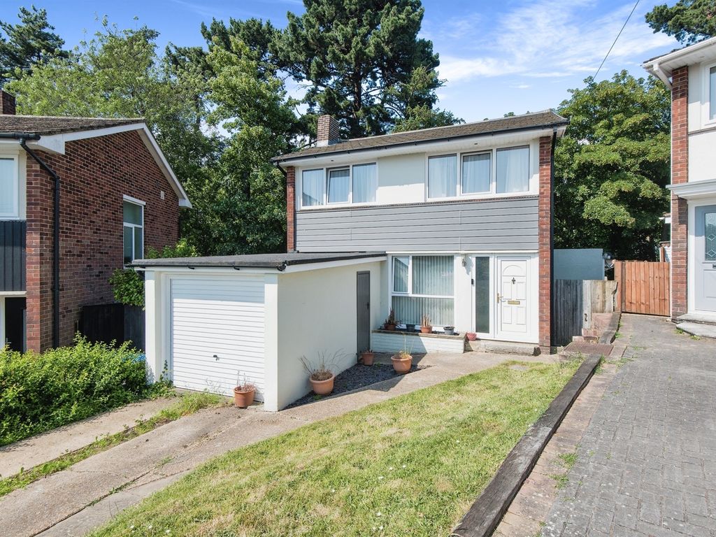 3 bed detached house for sale in Moat Hill, Southampton SO18 Zoopla