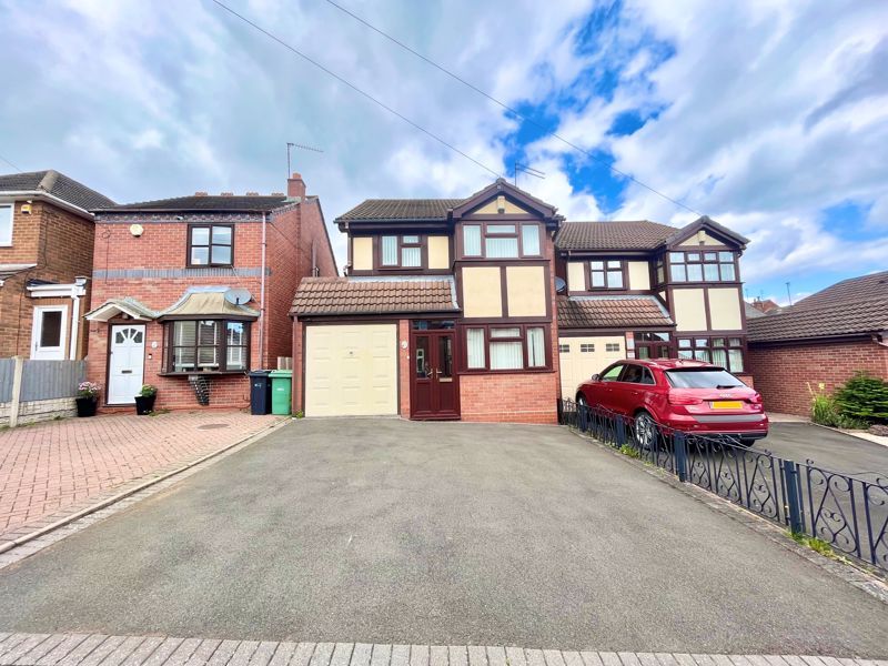 3 bed detached house for sale in Griffin Street, Netherton, Dudley. DY2