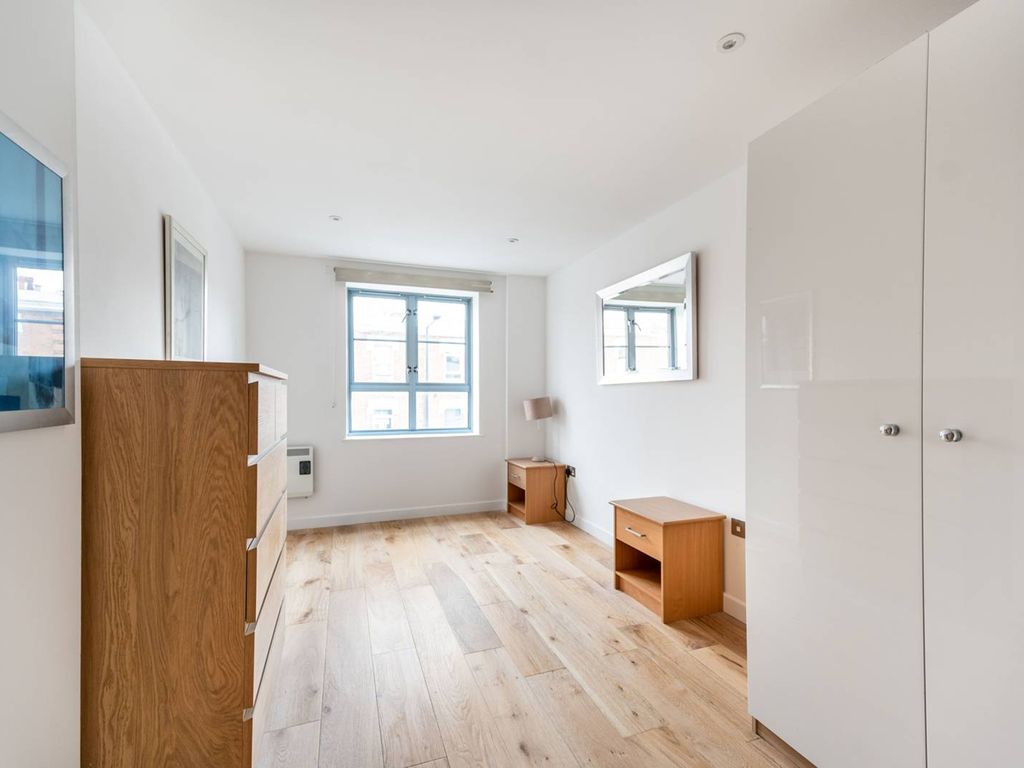 Willesden Lane, Willesden, London NW6  