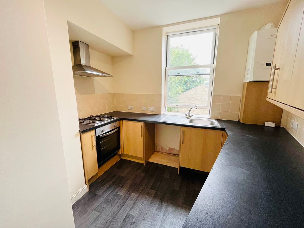 2 bed flat to rent in Town Hall Street, Sowerby Bridge HX6 Zoopla