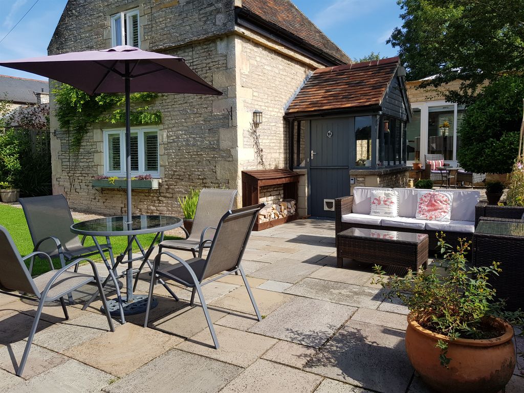 2 bed cottage for sale in Main Street, Great Casterton, Stamford PE9