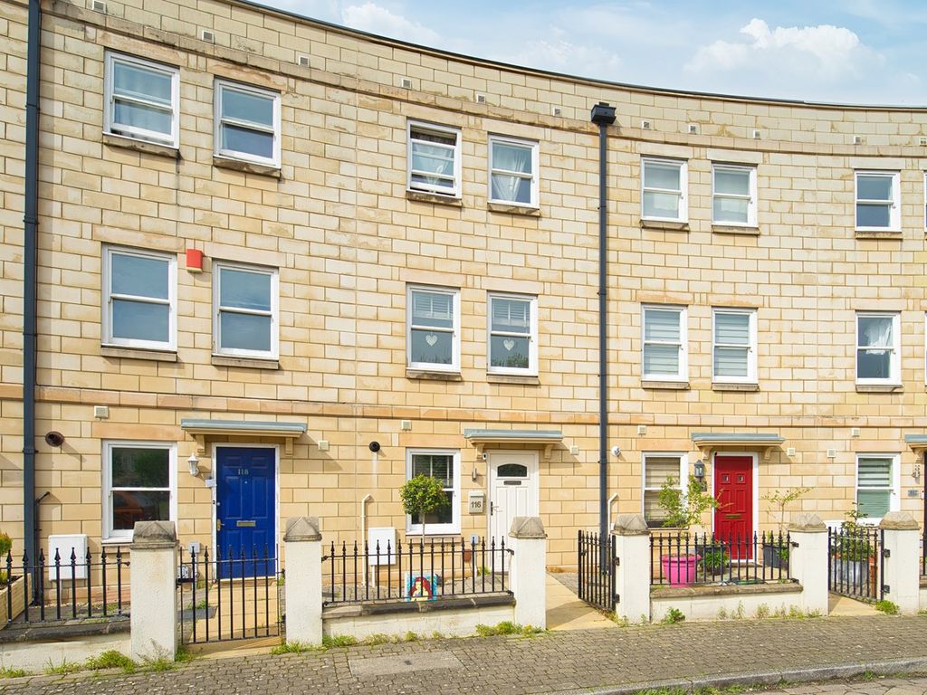 5 bed town house for sale in Longridge Way, WestonSuperMare BS24, £315,000 Zoopla