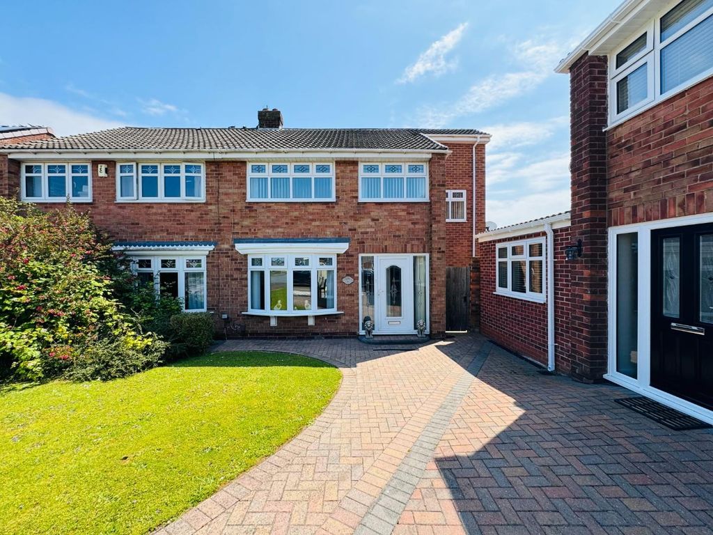 4 bed semidetached house for sale in Retford Grove, Fens, Hartlepool
