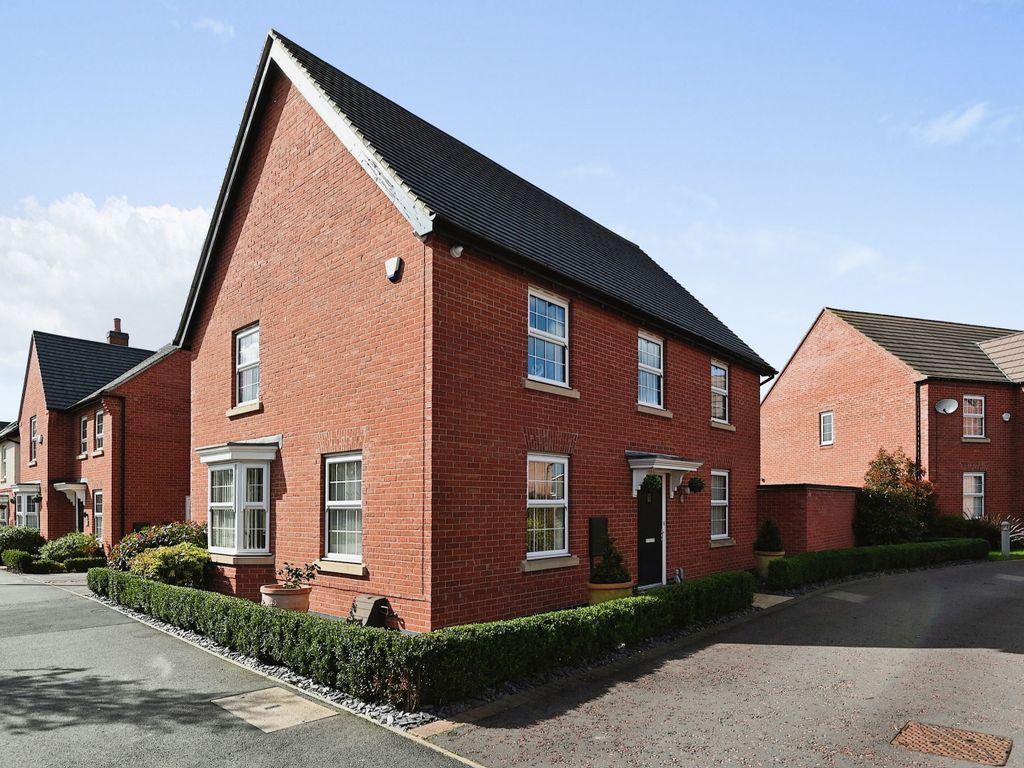 4 bed detached house for sale in Terracotta Mews, Measham, Swadlincote