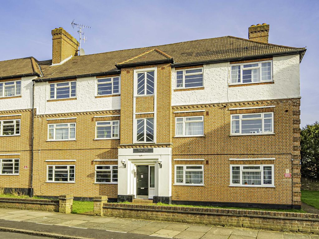 2 bed flat for sale in Churchview Road, Twickenham TW2, £349,950 Zoopla