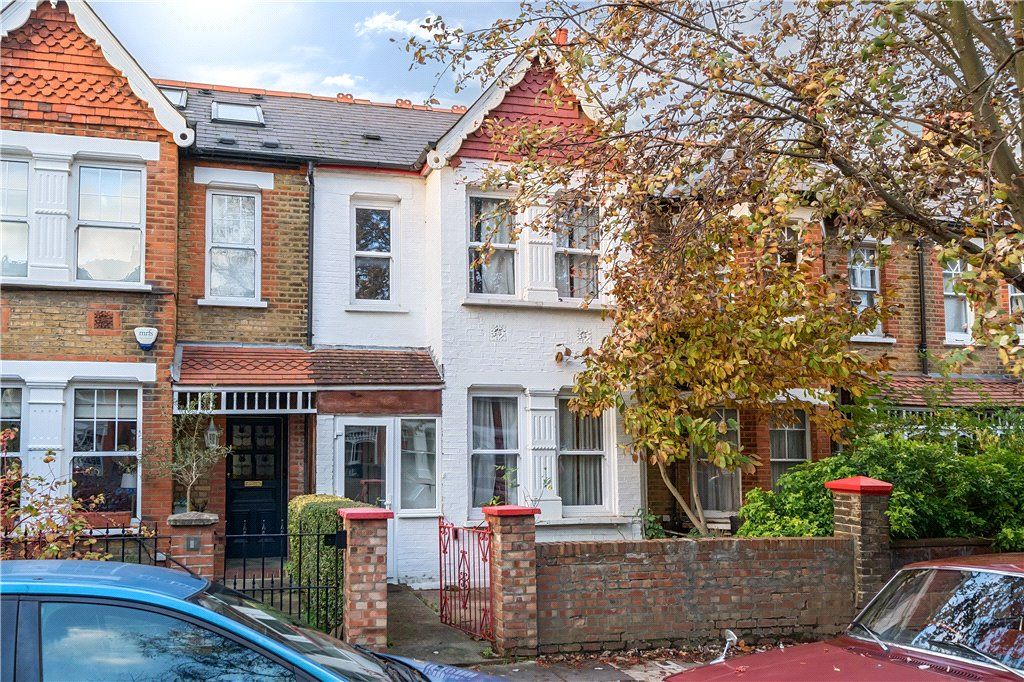 3 Bed Terraced House For Sale In Windermere Road Ealing London W5 £