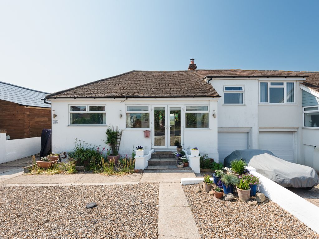3 bed semidetached house for sale in Faversham Road, Seasalter
