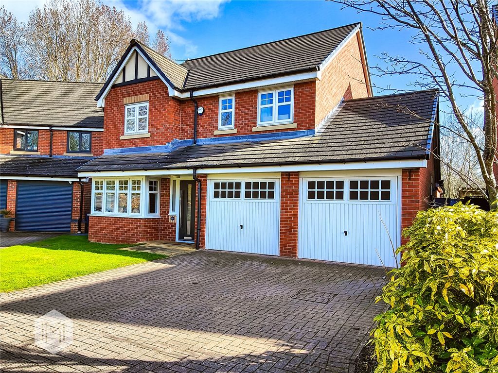 4 bed detached house for sale in Godolphin Close, Ellesmere Park