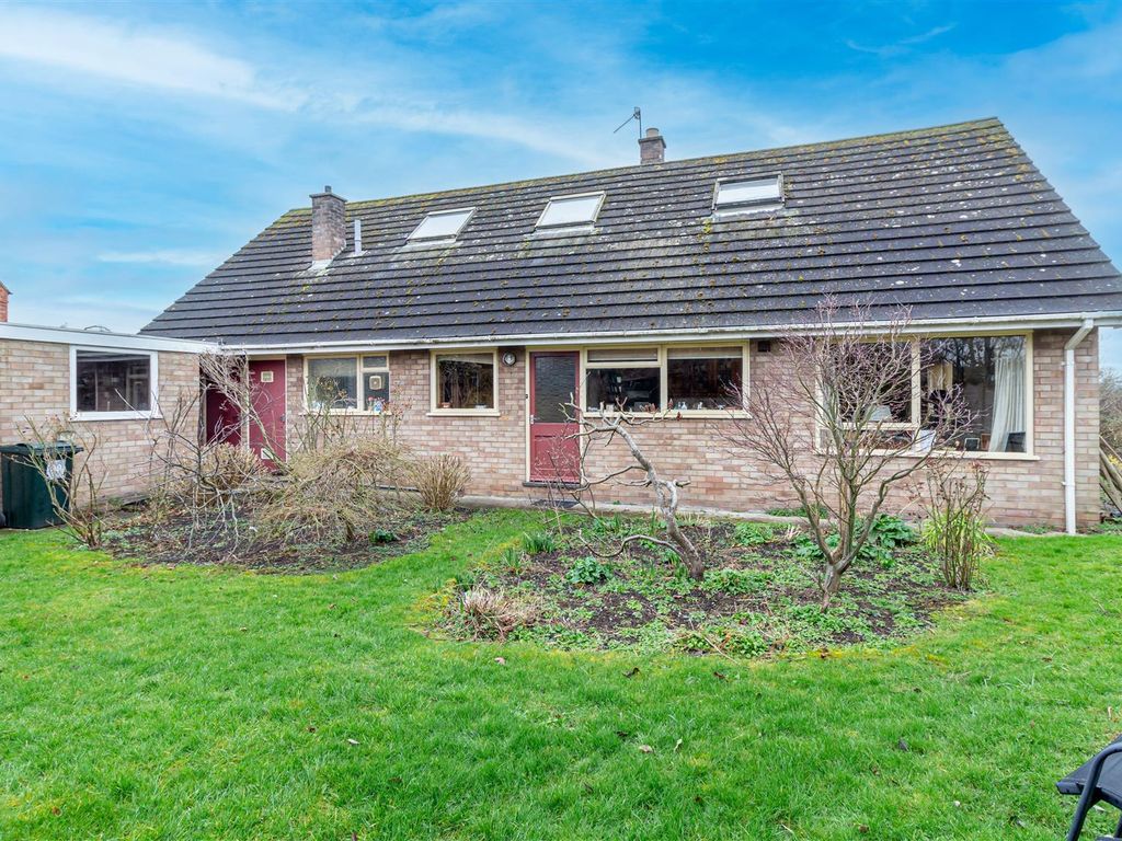 5 bed detached house for sale in Sailors Bank, Lower Broadheath, Worcester WR2 Zoopla