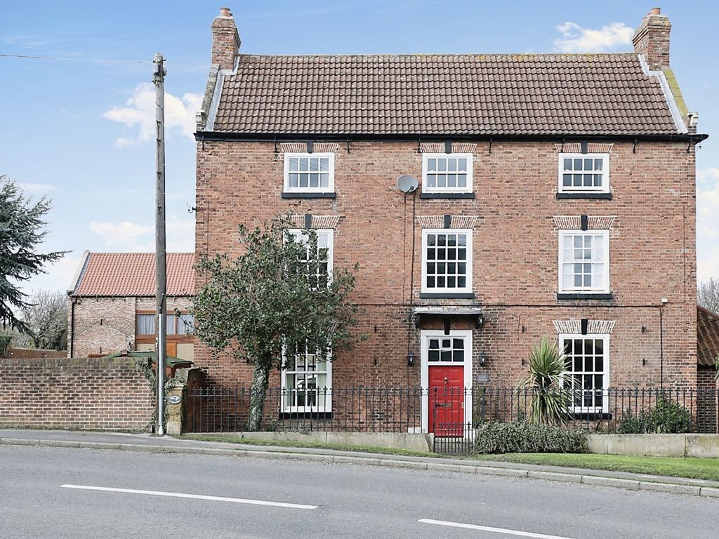 6 bed farmhouse for sale in High Street, Misterton, Doncaster DN10 Zoopla
